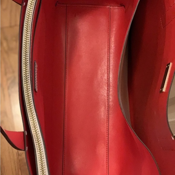 ♠️KATE SPADE ♠️ LEATHER TOTE ♠️ - Picture 4 of 9